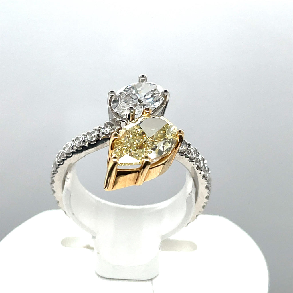 Toi et Moi Diamond Ring with Yellow Diamond